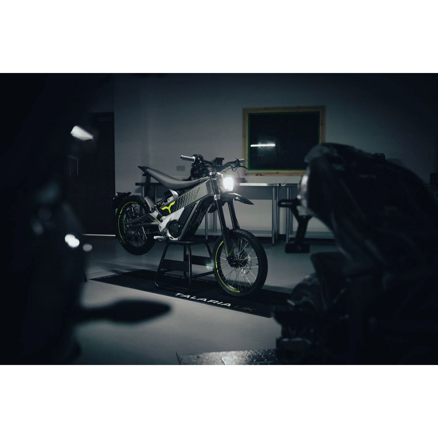 Moto électrique STING XXX TL2500 HOMOLOGUEE 25A