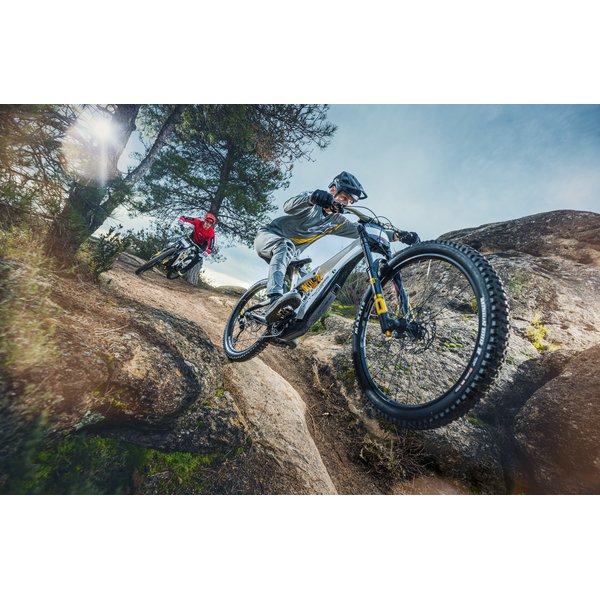 VTT Électrique Intense Tazer MX Pro Carbon Blanc - Motorsvelay